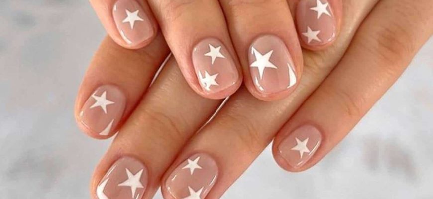 4 designs de unhas curtas e bonitas com adesivos para fazer em CASA!