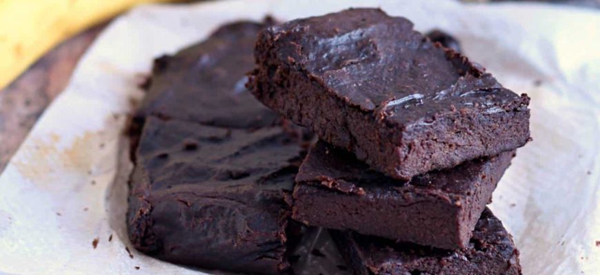 Brownies de banana e amendoim: Uma delícia em 3 ingredientes!