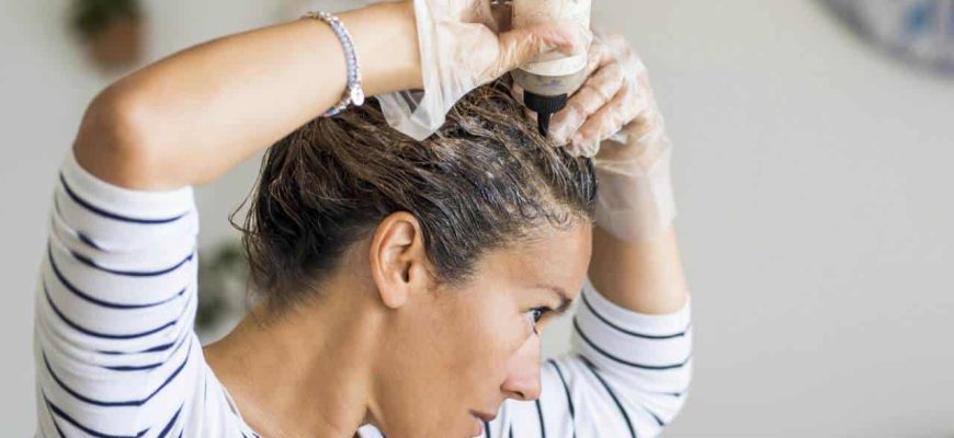 Mistura de henna para cobrir todos os seus cabelos grisalhos em casa