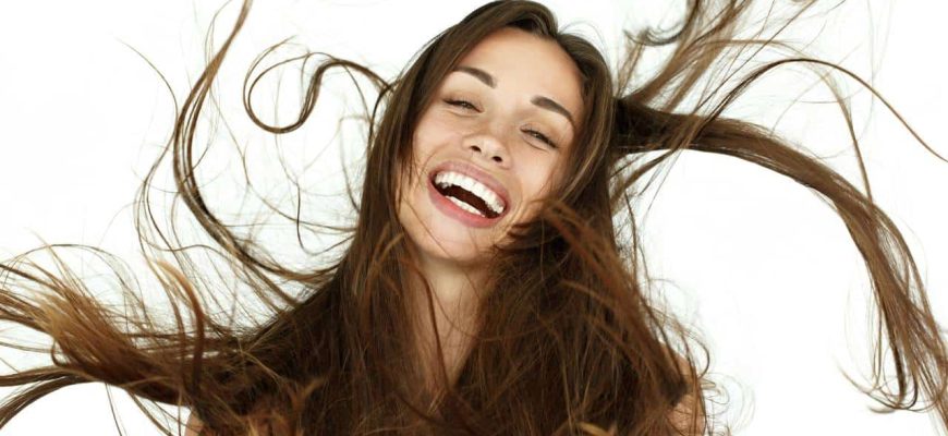 Como dar poder para seu shampoo e fazer o cabelo crescer com 4 ingredientes?