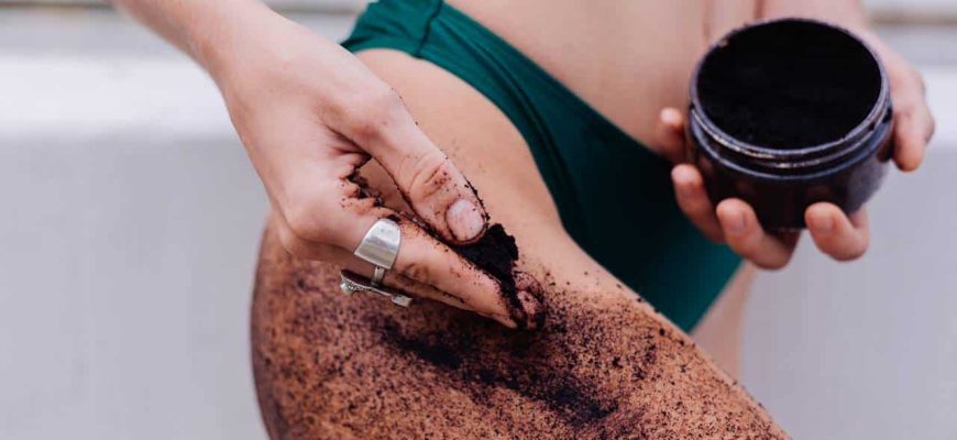 Fim da CELULITE com um esfoliante natural feito com borra de café!