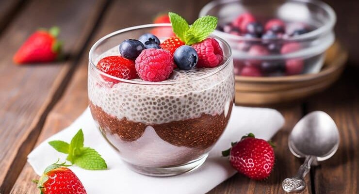 Pudim de chia e baunilha para o café da manhã do final de semana