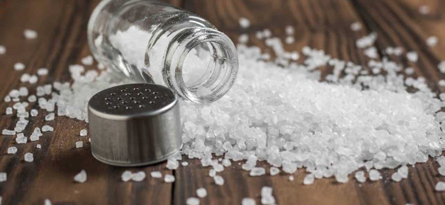Como usar sal para limpar a casa e deixá-la brilhando MUITO?
