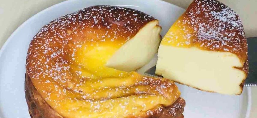 Você vai amar esse Bolo de iogurte: não precisa de açúcar ou farinha e fica pronto em 5 minutos