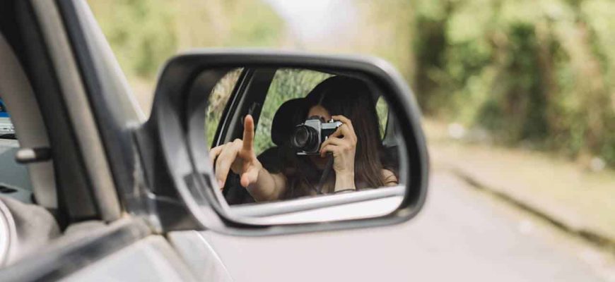 Mistura caseira para tirar um arranhão no retrovisor do carro