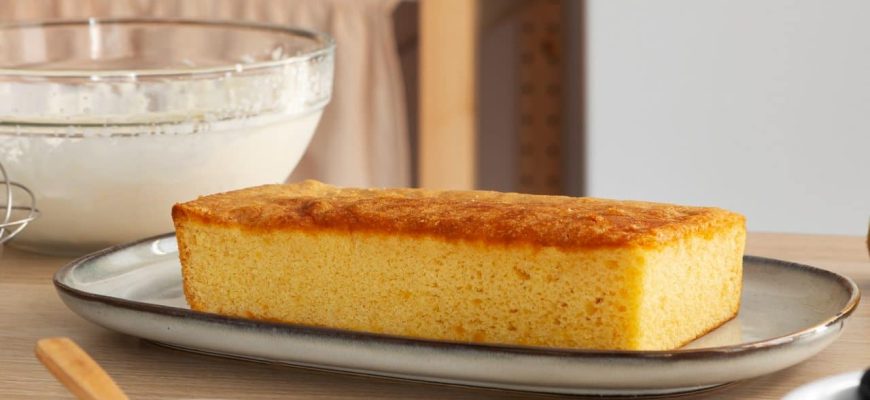 Bolo de limão com iogurte: Receita sem manteiga, rápida e fácil!