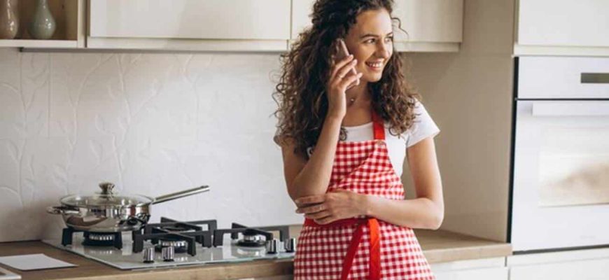 Mantenha sua cozinha limpa e cheirosa com essas 2 misturas caseiras