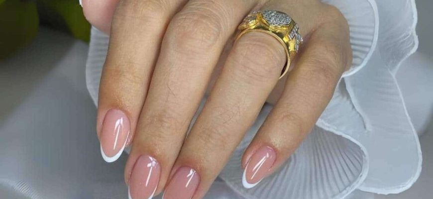 Unhas curtas: 3 designs de manicure ideais para parecer elegante