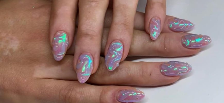 Unhas de cristal: Nova trend para ficar super sofisticada!