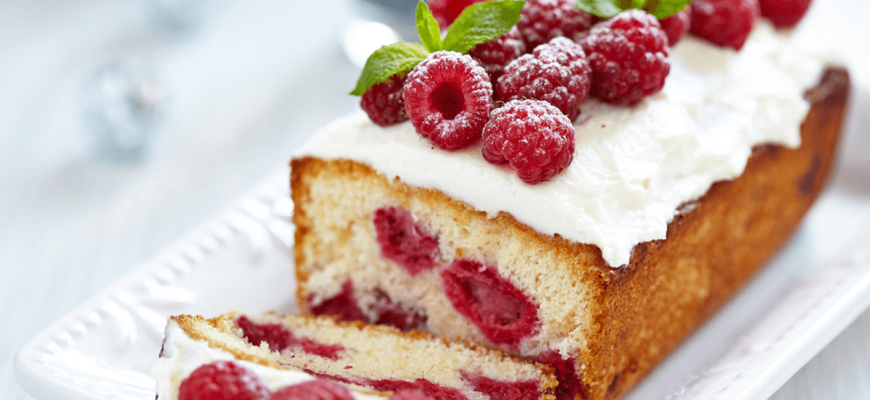 Luchtige frambozencake, het snelle zomerdessert