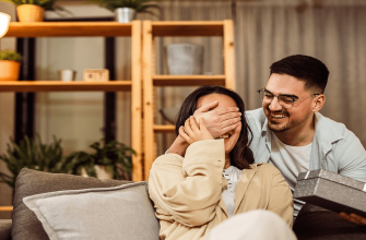 Hoe kies je het juiste cadeau voor de bijzondere vrouw in je leven?