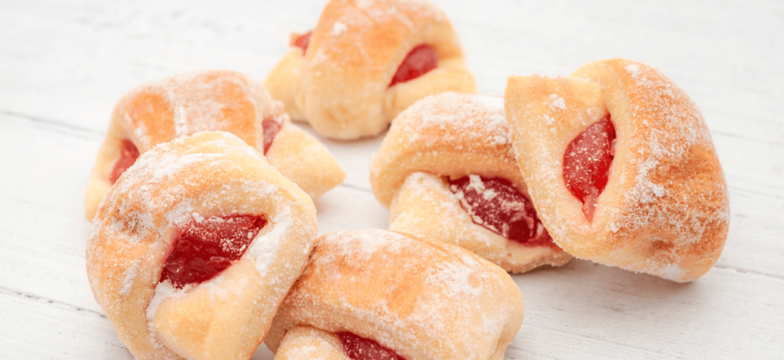 Kinderdessert. Hoe je thuis stronthoorntjes maakt zoals die van oma